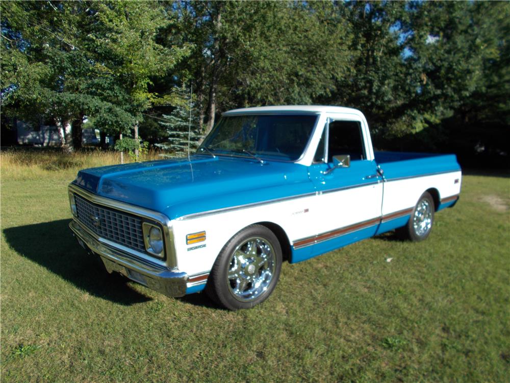 1969 CHEVROLET C-10 CUSTOM PICKUP