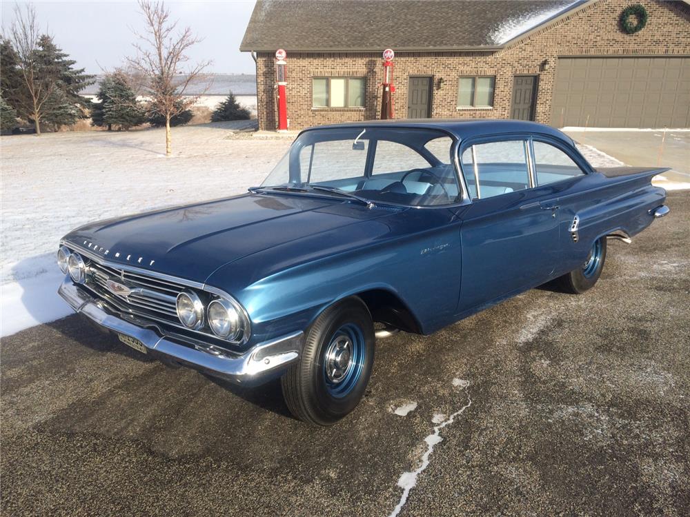 1960 CHEVROLET BISCAYNE 2 DOOR SEDAN