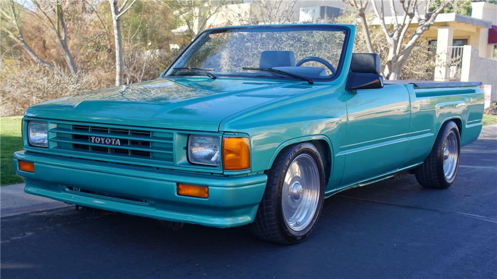 1987 TOYOTA CUSTOM PICKUP