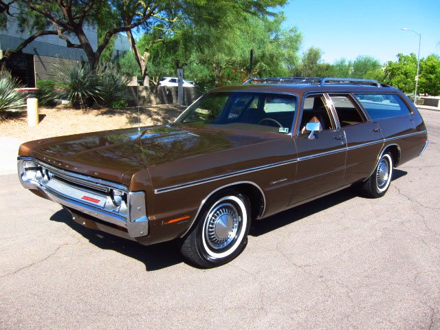 1971 PLYMOUTH FURY CUSTOM STATIONWAGON