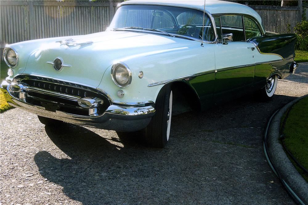 1955 OLDSMOBILE SUPER 88 2 DOOR HARDTOP