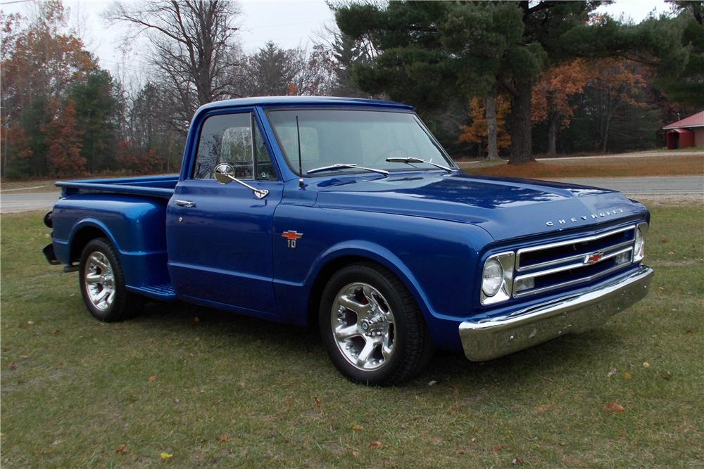 1967 CHEVROLET C-10 PICKUP