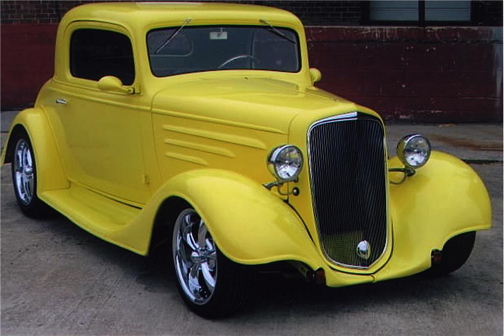 1935 CHEVROLET 3 WINDOW CUSTOM COUPE