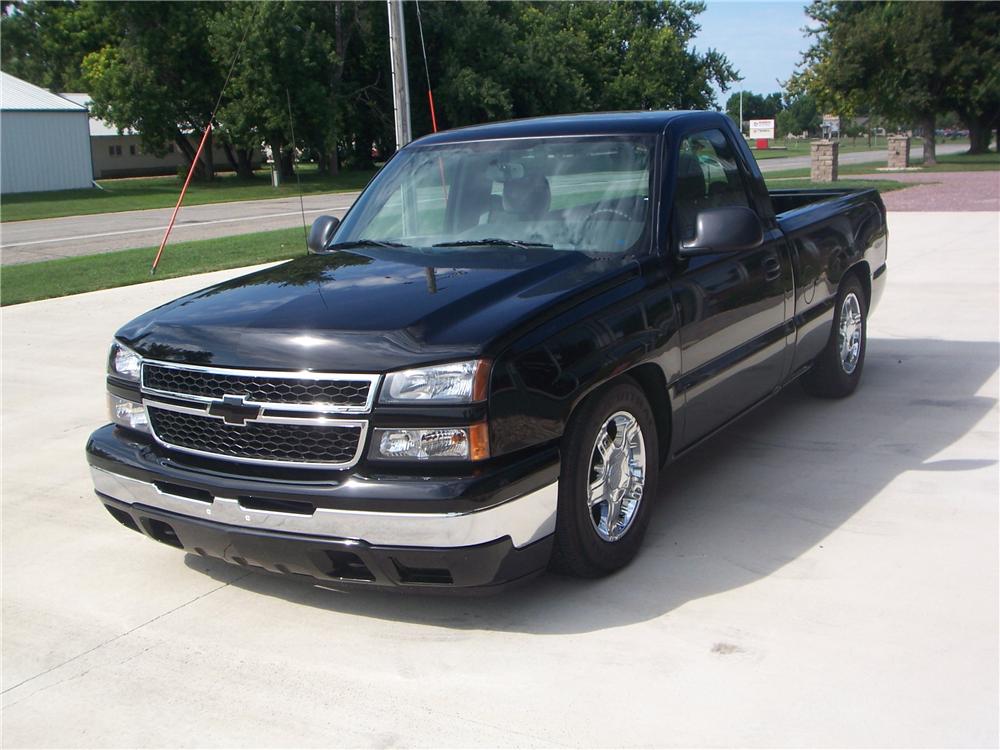 2007 CHEVROLET SILVERADO CUSTOM PICKUP