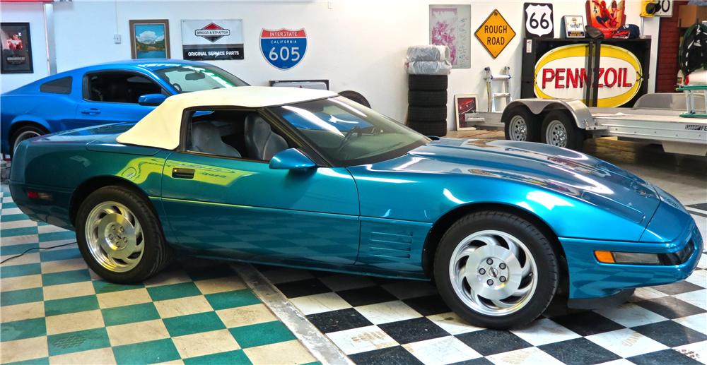 1994 CHEVROLET CORVETTE CONVERTIBLE