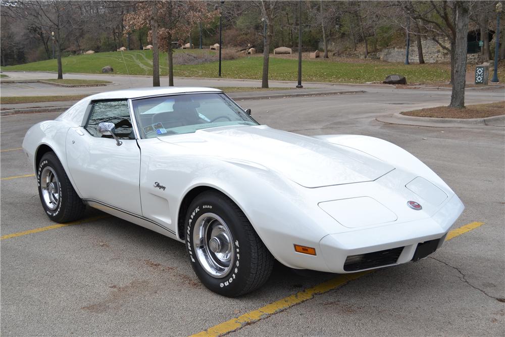 1974 CHEVROLET CORVETTE 2 DOOR COUPE