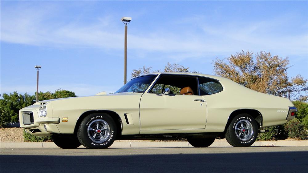 1972 PONTIAC GTO 2 DOOR COUPE