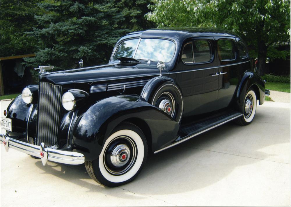 1939 PACKARD 120 4 DOOR SEDAN