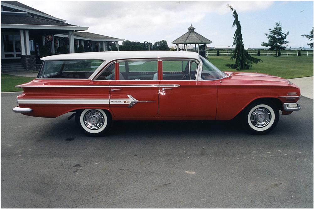 1960 CHEVROLET NOMAD 4 DOOR STATION WAGON