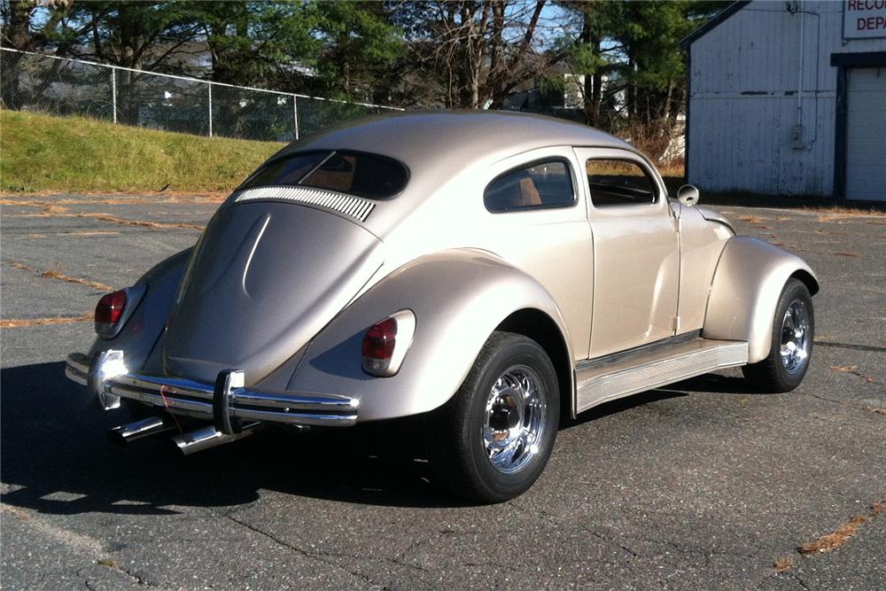 1962 VOLKSWAGEN BEETLE CUSTOM 2 DOOR SEDAN