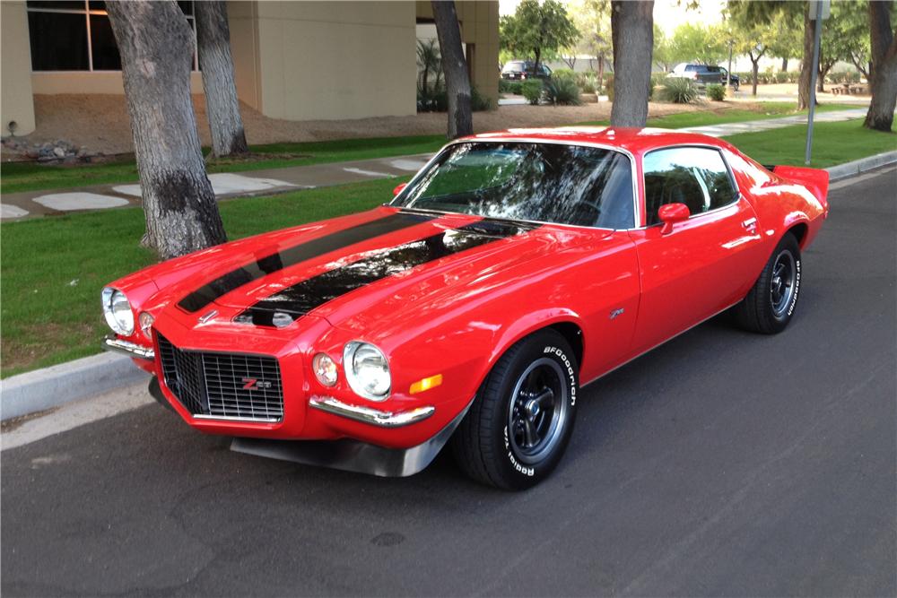 1971 CHEVROLET CAMARO CUSTOM 2 DOOR COUPE