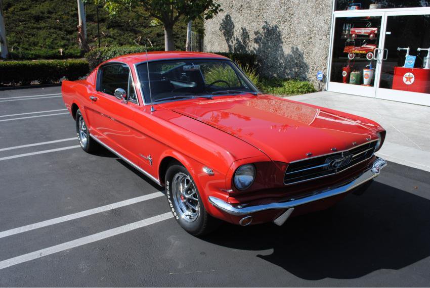 1965 FORD MUSTANG FASTBACK