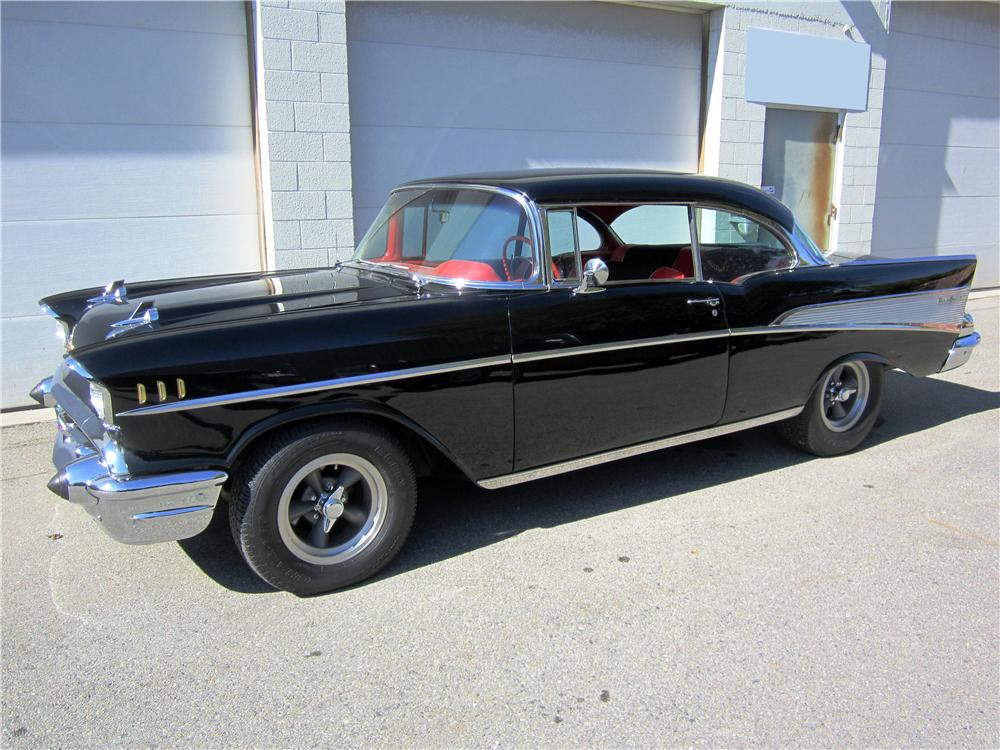 1957 CHEVROLET BEL AIR CUSTOM 2 DOOR HARDTOP