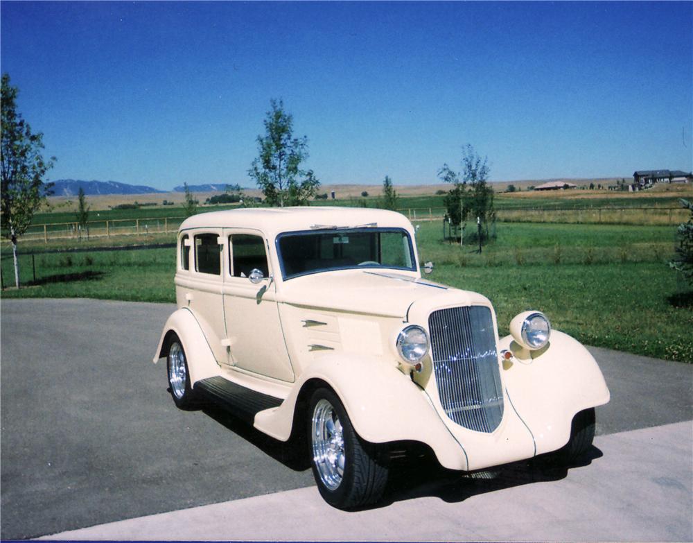 1934 PLYMOUTH DELUXE PE CUSTOM 4 DOOR SEDAN