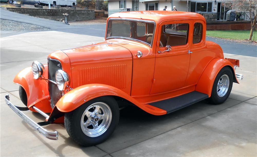 1932 FORD 5 WINDOW CUSTOM 2 DOOR COUPE