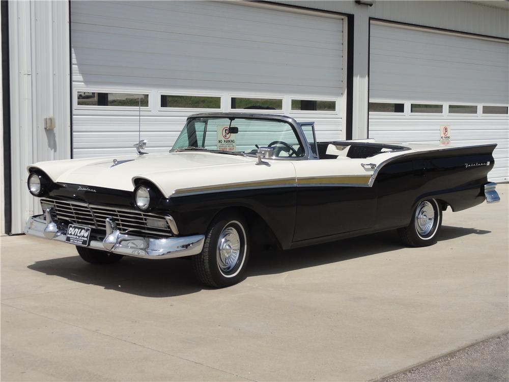 1957 FORD SKYLINER RETRACTABLE HARDTOP