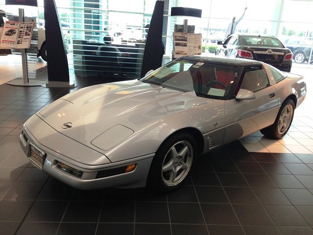 1996 CHEVROLET CORVETTE 2 DOOR COUPE