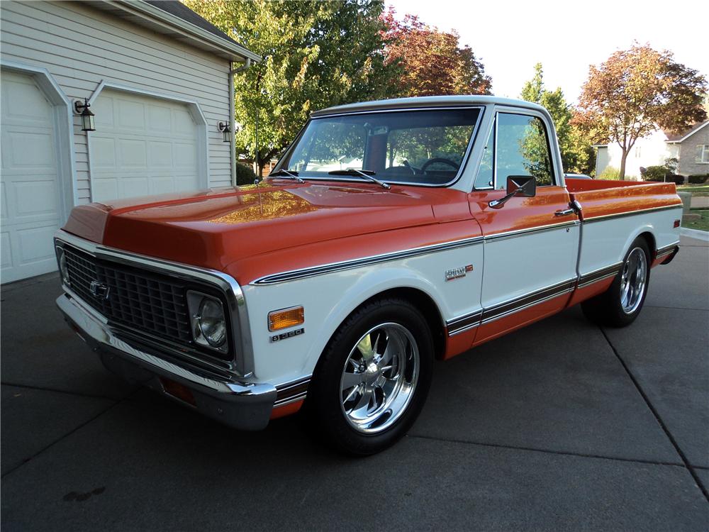 1971 CHEVROLET C-10 CUSTOM PICKUP