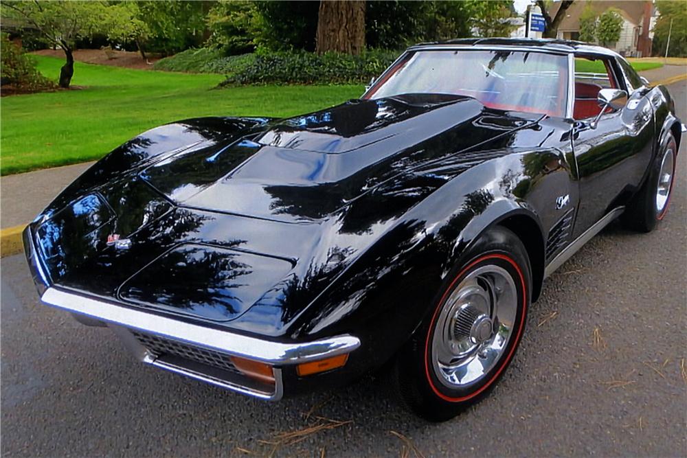 1971 CHEVROLET CORVETTE 2 DOOR COUPE