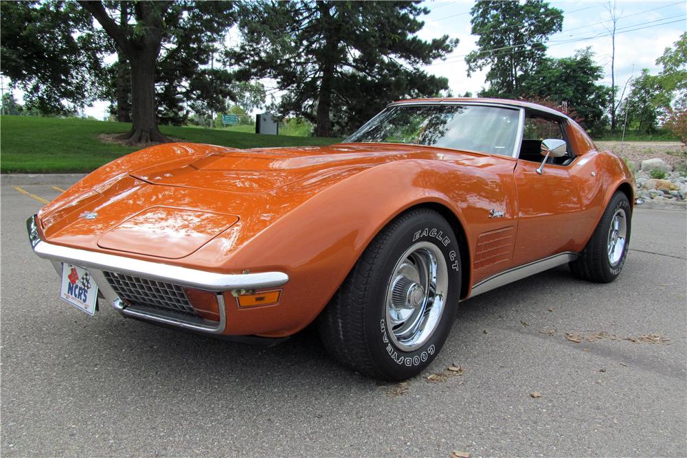 1972 CHEVROLET CORVETTE 2 DOOR COUPE