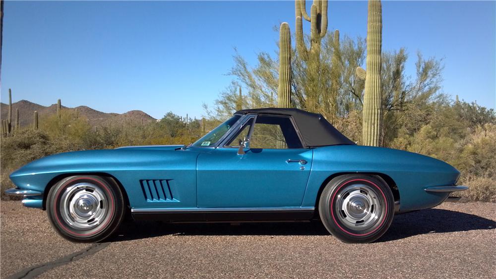 1967 CHEVROLET CORVETTE CONVERTIBLE