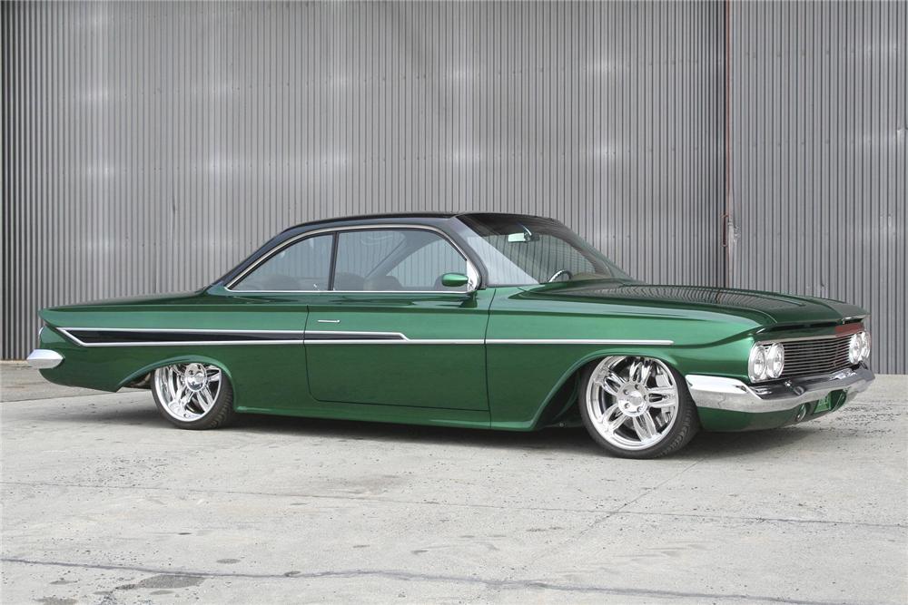 1961 CHEVROLET IMPALA CUSTOM 2 DOOR HARDTOP