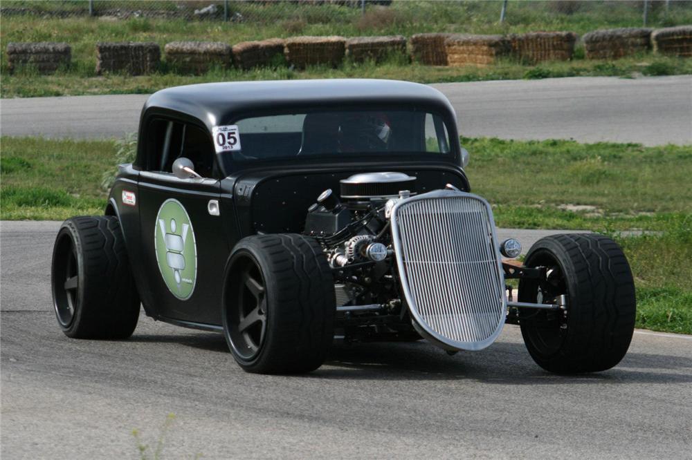 1933 FORD 3 WINDOW CUSTOM COUPE