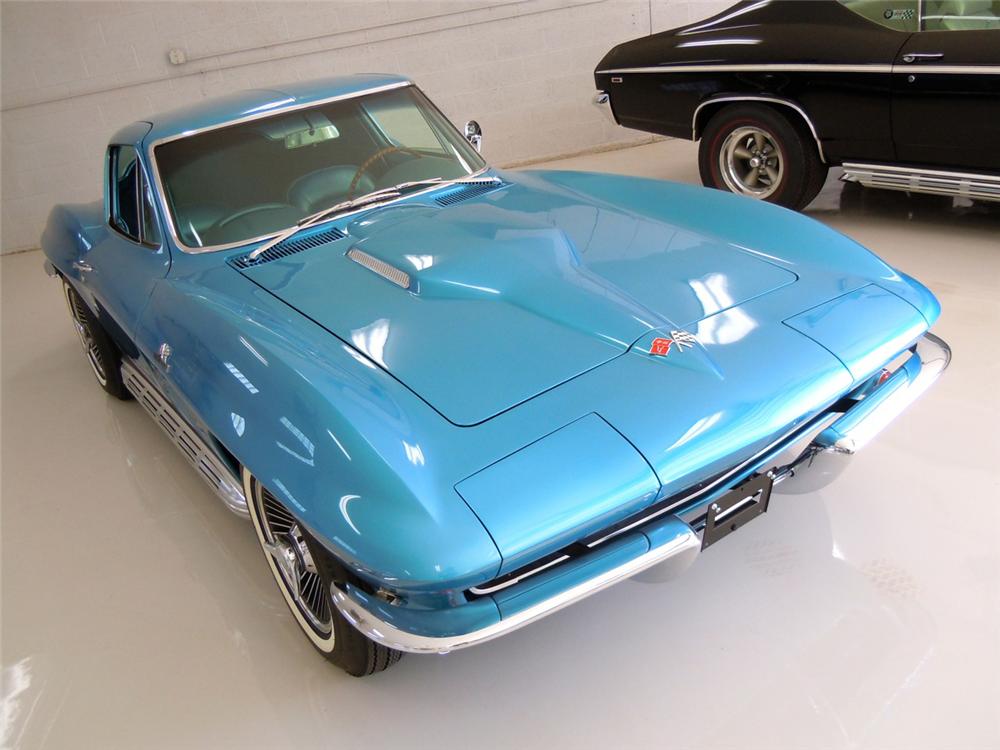 1965 CHEVROLET CORVETTE 2 DOOR COUPE