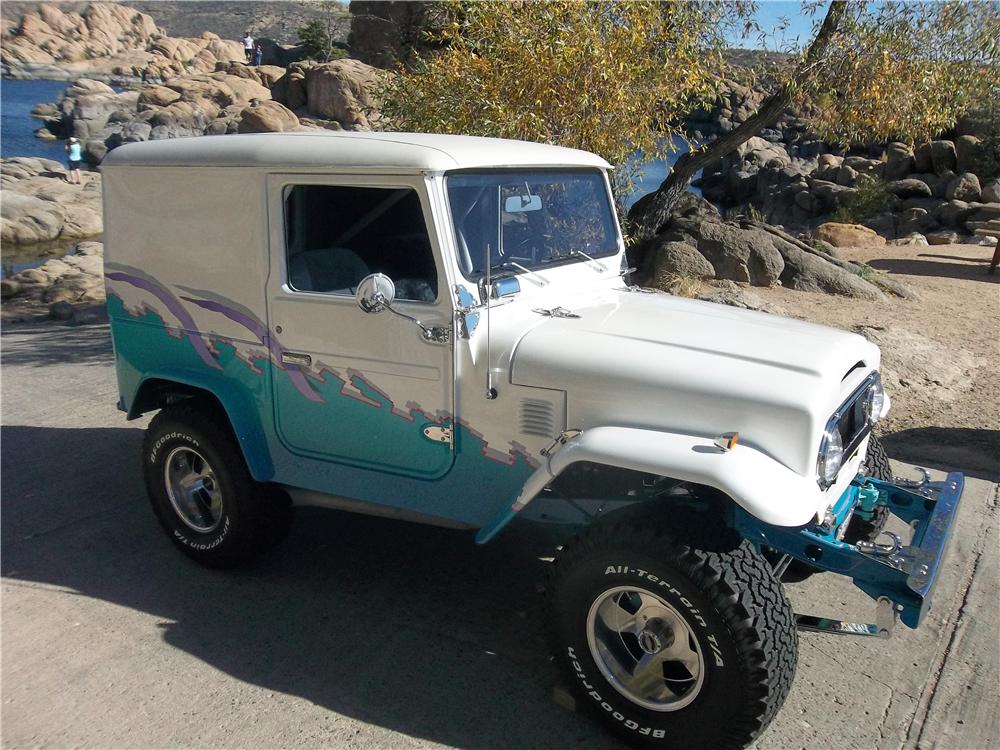 1976 TOYOTA LAND CRUISER FJ-40 CUSTOM 2 DOOR HARDTOP