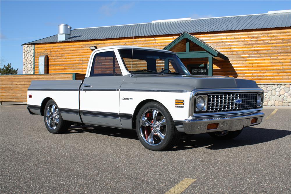 1972 CHEVROLET C-10 CUSTOM PICKUP