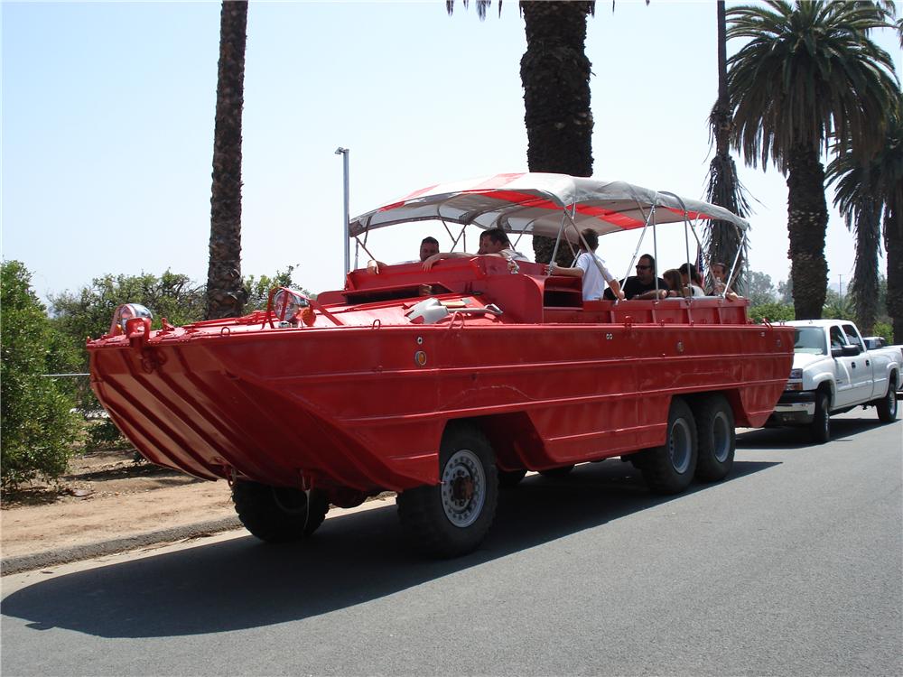 1944 GMC AMPHIBIOUS VEHICLE DUKW