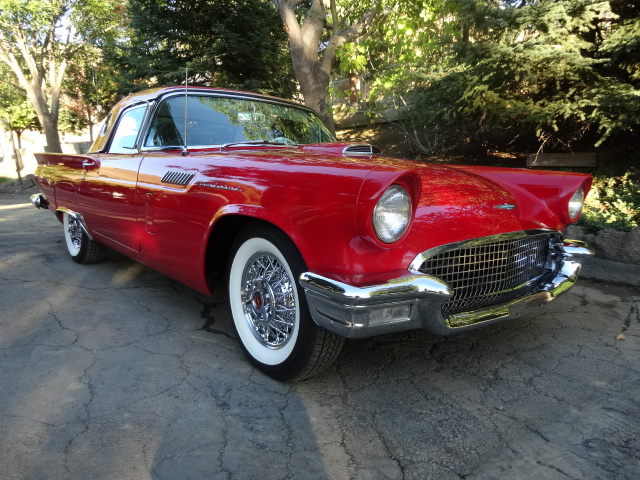 1957 FORD THUNDERBIRD E CONVERTIBLE