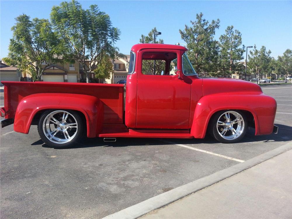 1956 FORD F-100 CUSTOM PICKUP