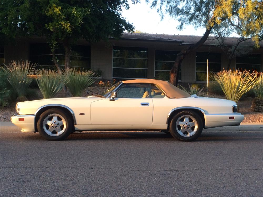 1995 JAGUAR XJS CONVERTIBLE