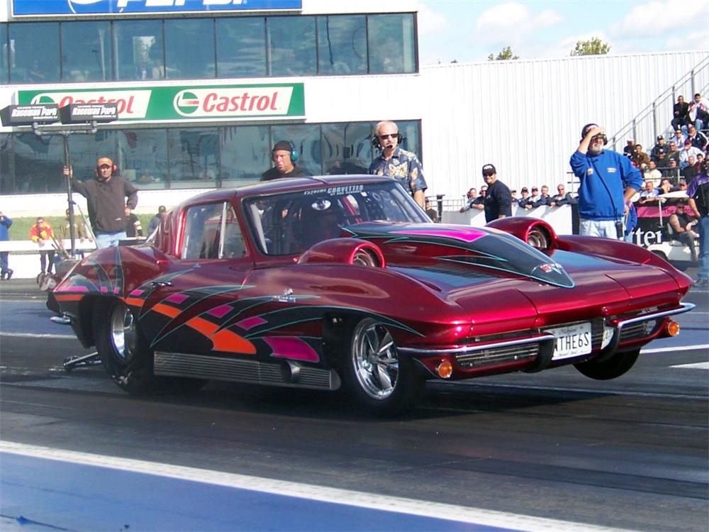 1963 CHEVROLET CORVETTE CUSTOM SPLIT WINDOW