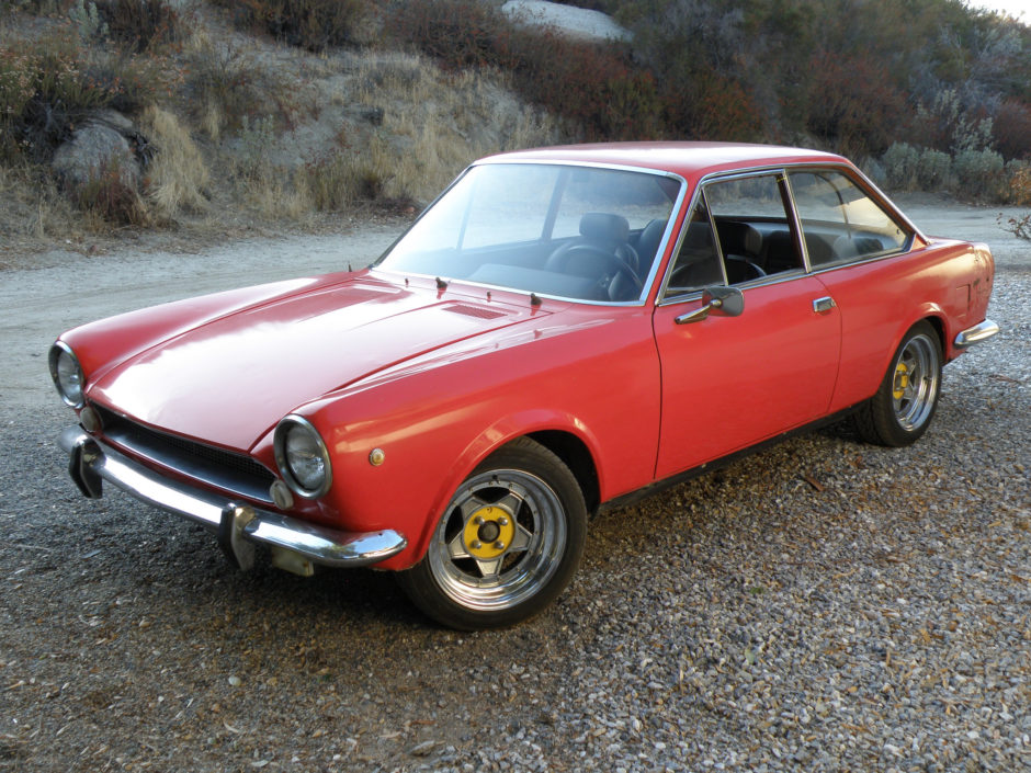 1969 Fiat 124 CoupÃ© Series I 5-Speed