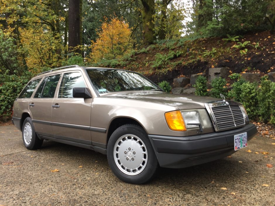 No Reserve: 1988 Mercedes-Benz 300TE