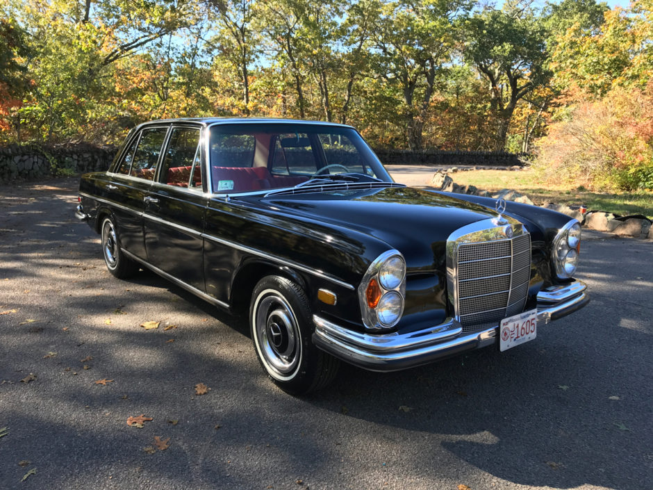 No Reserve: 1968 Mercedes-Benz 250S 4-Speed