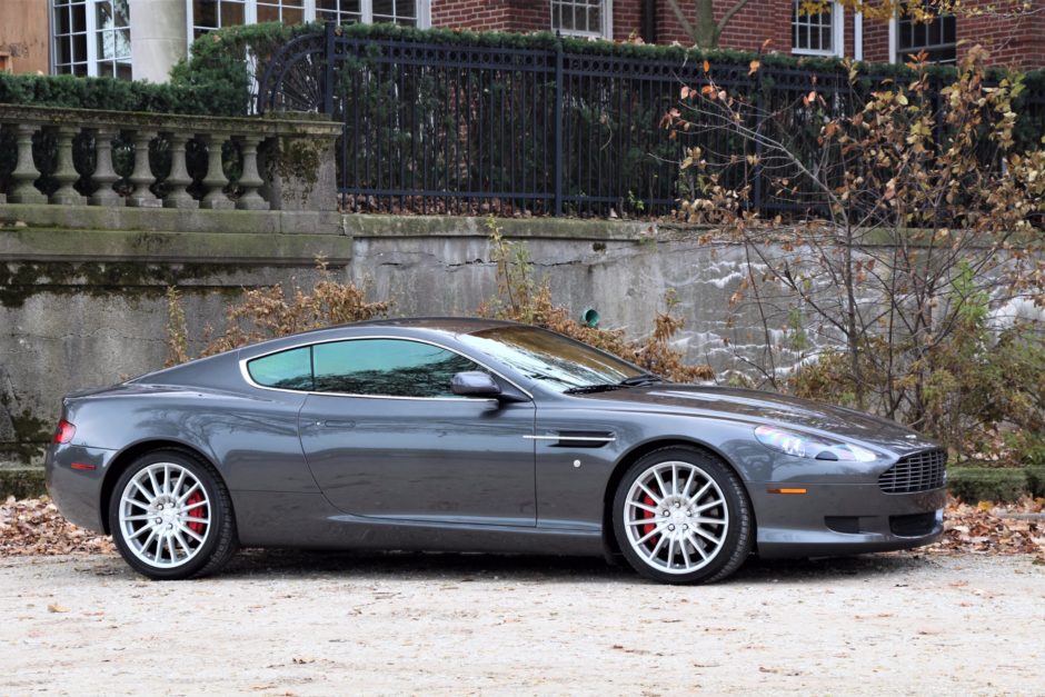 2006 Aston Martin DB9 Coupe