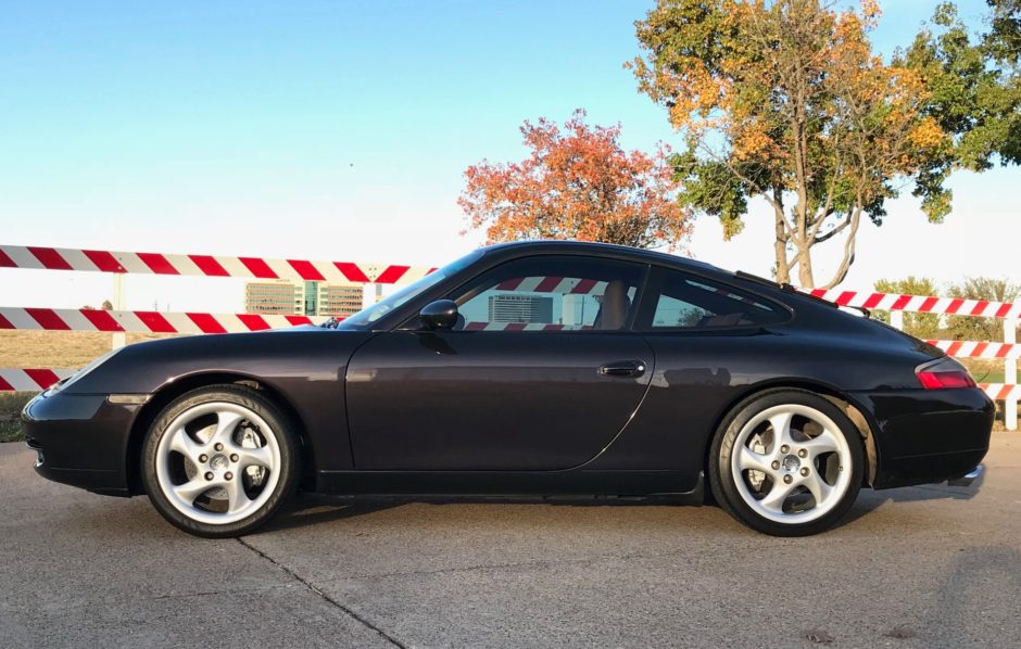 2000 Porsche 911 C4 6-Speed Millennium Edition