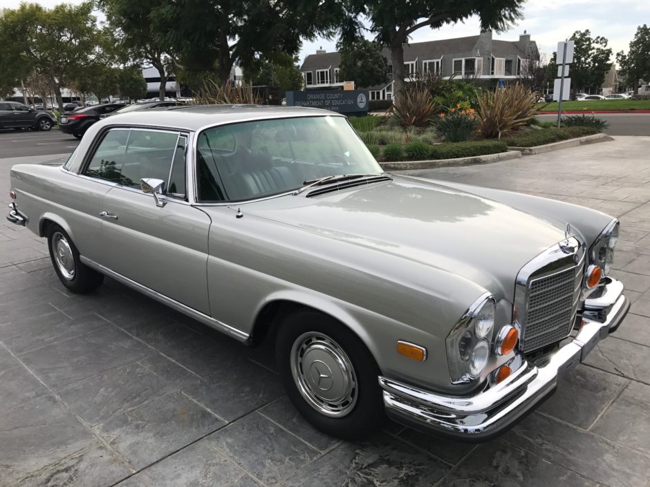 Restored 1971 Mercedes-Benz 280SE 3.5 Coupe