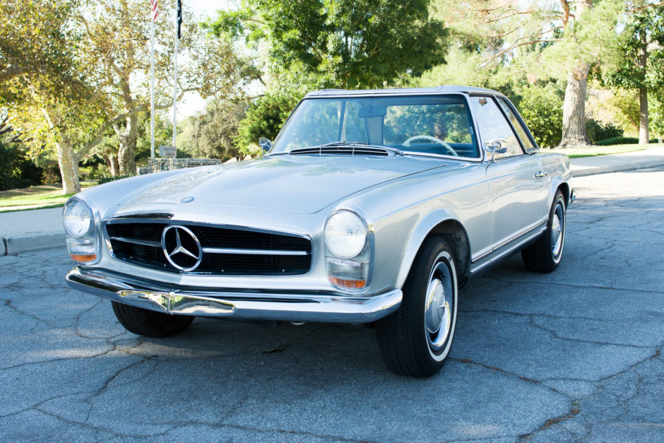 1966 Mercedes-Benz 230SL 4-Speed