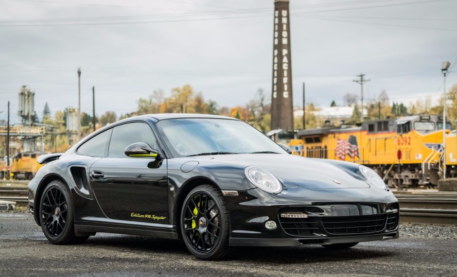 2012 Porsche 911 Turbo S Edition 918 Spyder