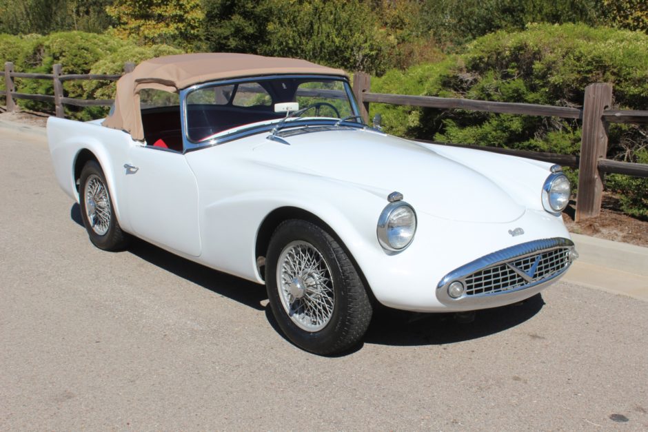 1962 Daimler SP250