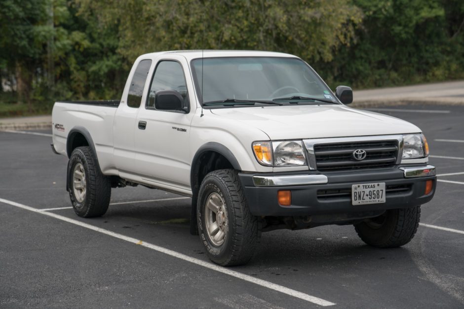 No Reserve: 2000 Toyota Tacoma SR5 TRD 5-Speed