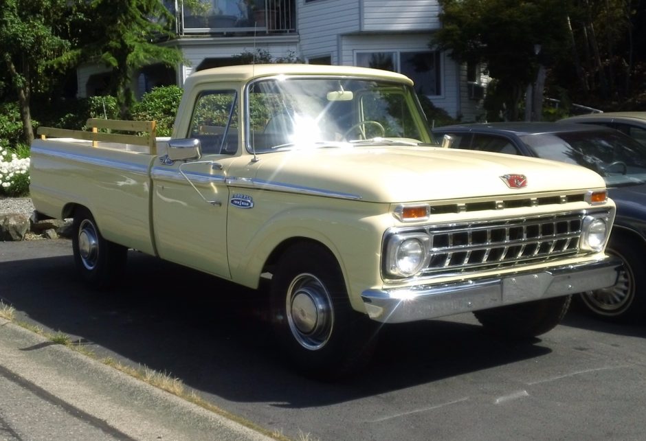 1965 Ford F-250 Fleetside Pickup