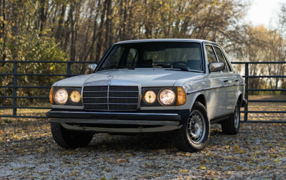 1983 Mercedes-Benz 300D Turbo