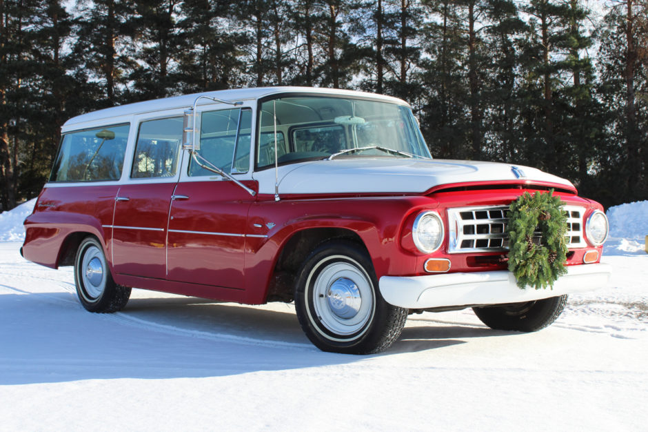 1963 International Harvester Travelall C-1000 Custom