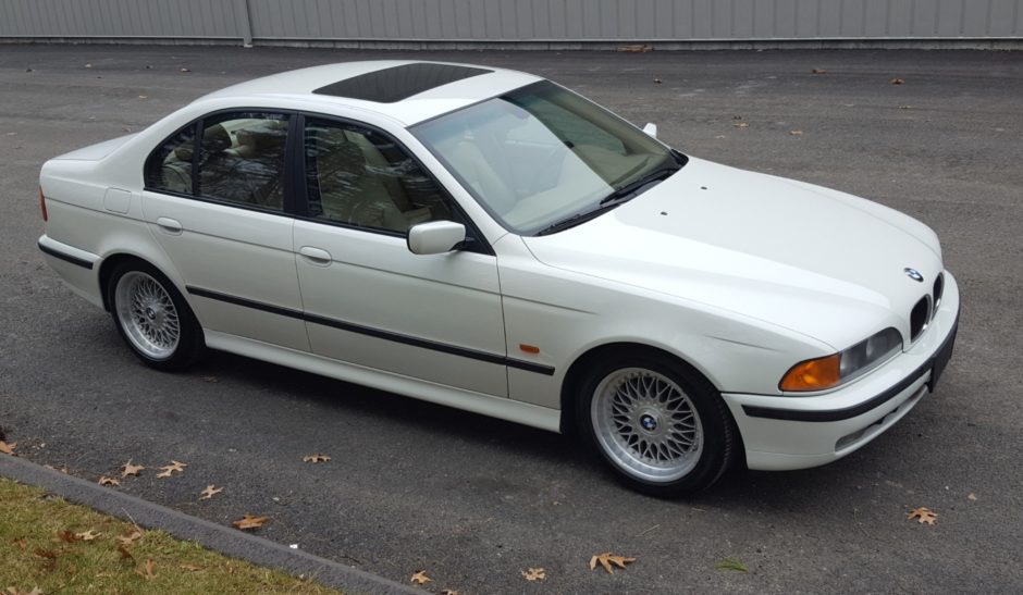No Reserve: 2000 BMW 528i 5-Speed