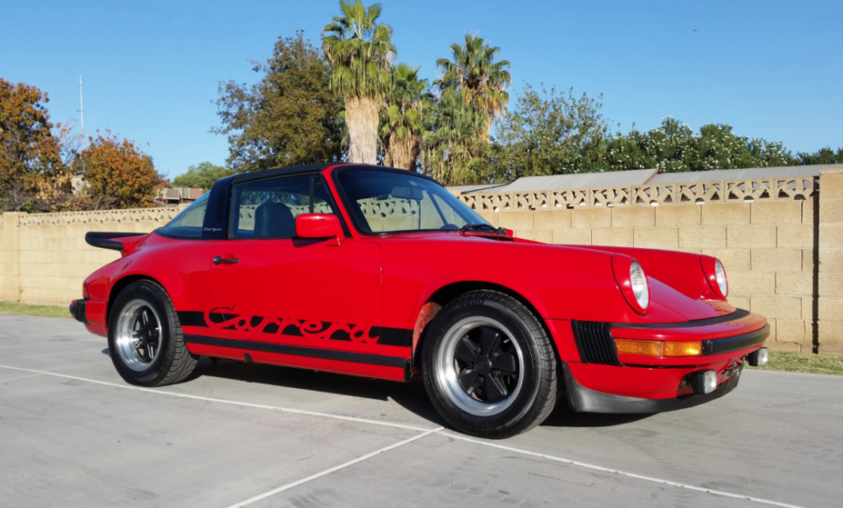 1975 Porsche 911 Carrera Targa